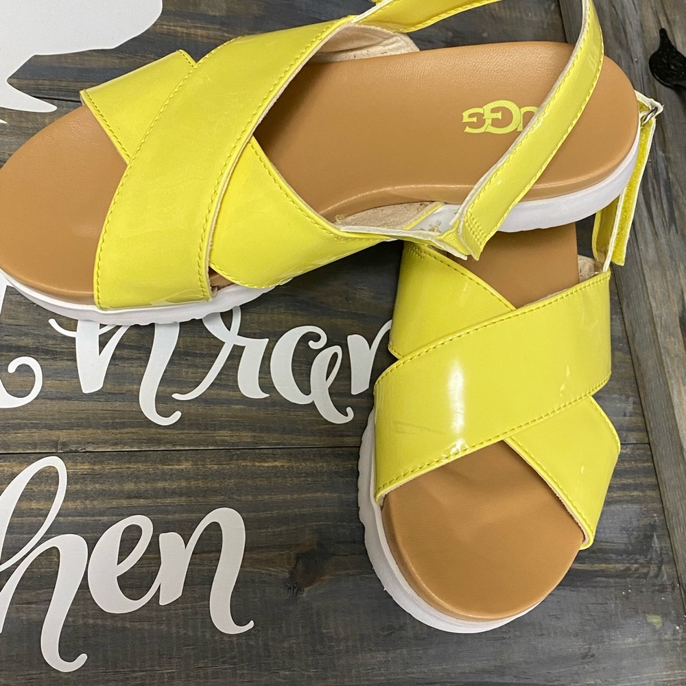 Ugg Klara sandals